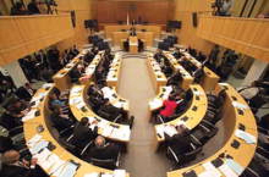 Парламентарии рассердились на банкиров