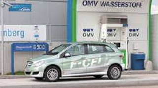Mercedes-Benz запустил в производство первую серию электромобилей с топливными элементами — новый B-класс F-Cell.