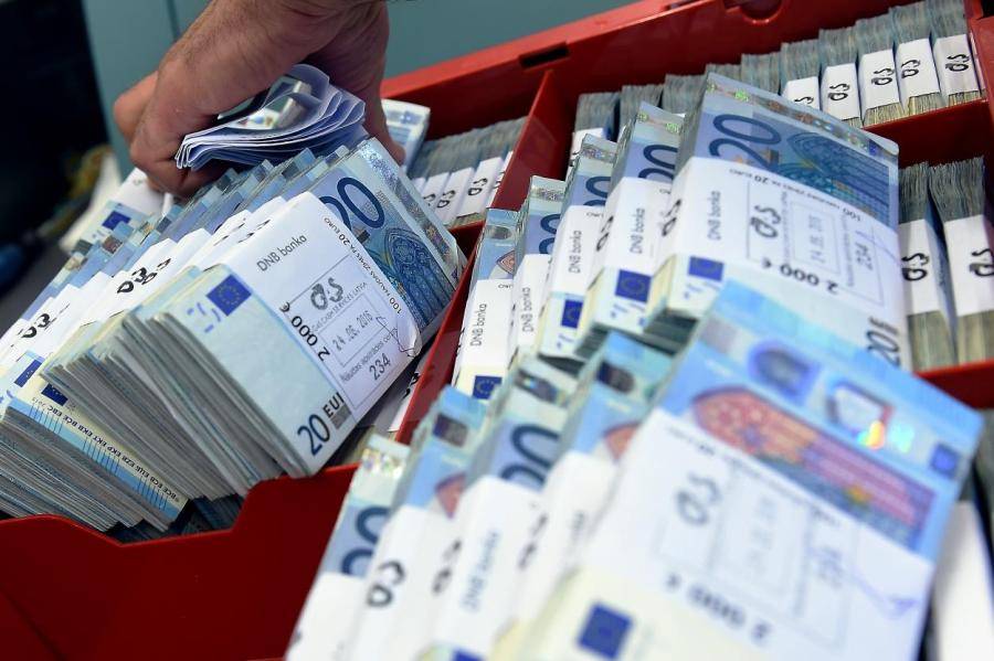 Латвия получила первый аванс из Фонда восстановления ЕС в размере 237 млн евро