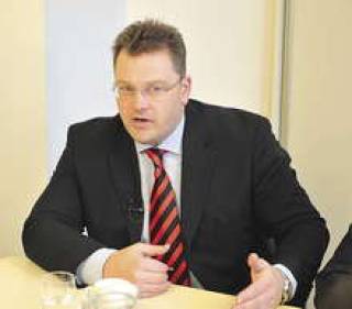 Г.Рунгайнис: “Проблема образования выливается в проблему нехватки производственных кадров”.
