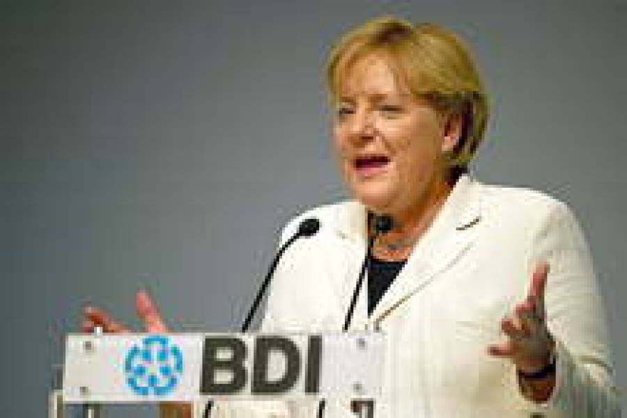 Канцлер Германии предлагает не церемониться с нарушителями европейского Пакта стабильности.