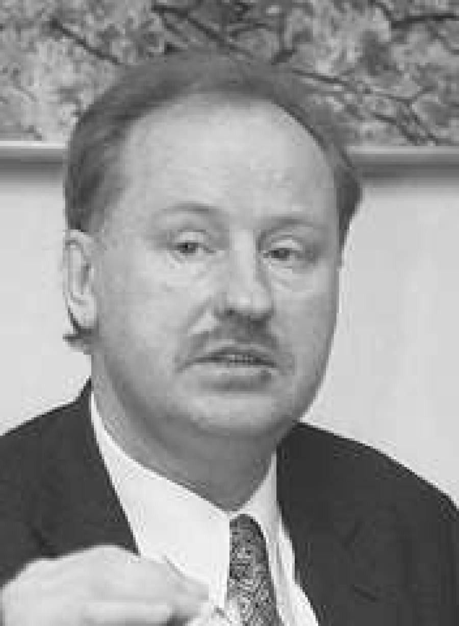  Виктор Густсонс.