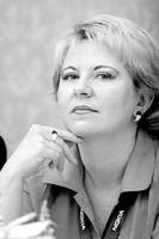Алевтина Кириллова: “У Транссиба есть преимущество — скорость транспортировки. Если по Транссибу товар с востока можно доставить в Европу за 18 суток, то морские перевозки из Китая в ЕС занимают 35—40 суток”.