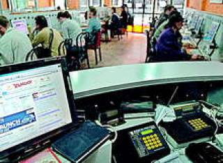 Большинство американских компаний не гнушаются следить за своими работниками.