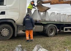 На восточной границе бетонные блоки и бастионы. И это только начало