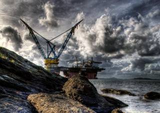 Итальянская компания Saipem  (на 43% принадлежит Eni) приостановила работы трубоукладочного судна Castoro Sei. Правда, это судно к прокладке трубопровода до сих пор и не приступало, а лишь готовилось к началу стройки. Других изменений в проекте не произошло.