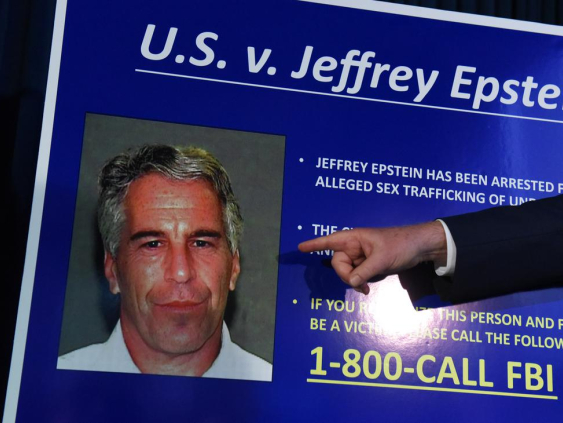 Полиция Латвии начала расследование по новейшим файлам Эпштейна