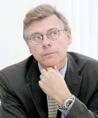 Старший аналитик скандинавской финансово-банковской группы SEB Клас Эклунд.