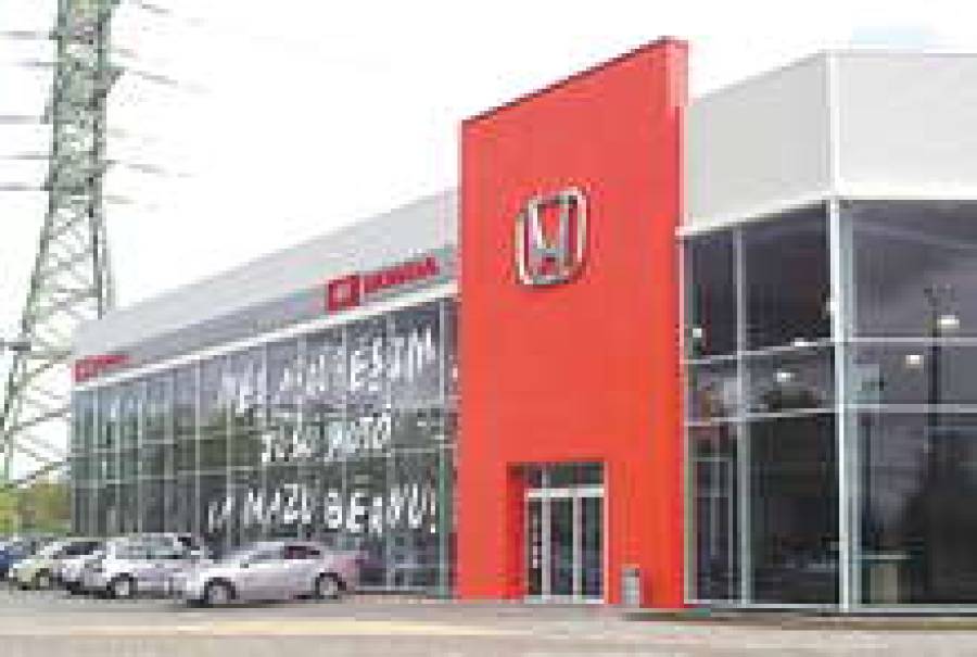 Пока Bensons auto поработает в старом салоне.