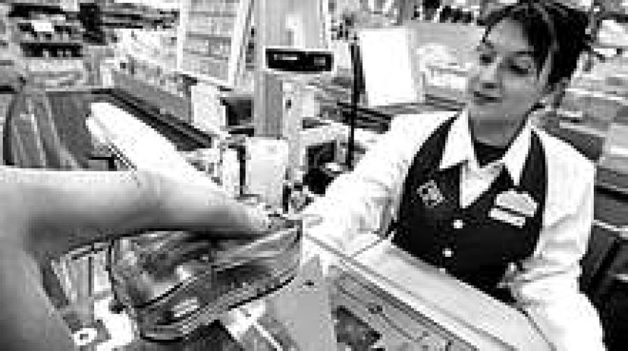 Немцы рассчитываются отпечатками пальцев