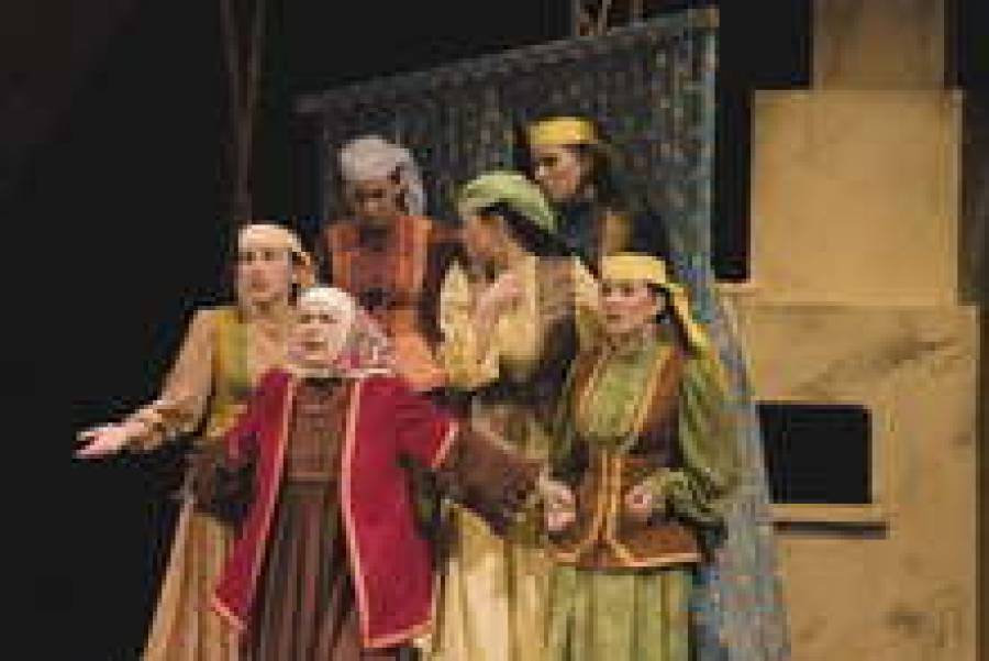 "Молодые сердца" смотрите  24 декабря.