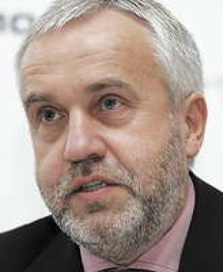 Андрис Шкеле.
