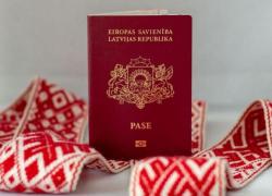 115 евро за паспорт? Почему документ нового образца будет стоить в 2 раза дороже
