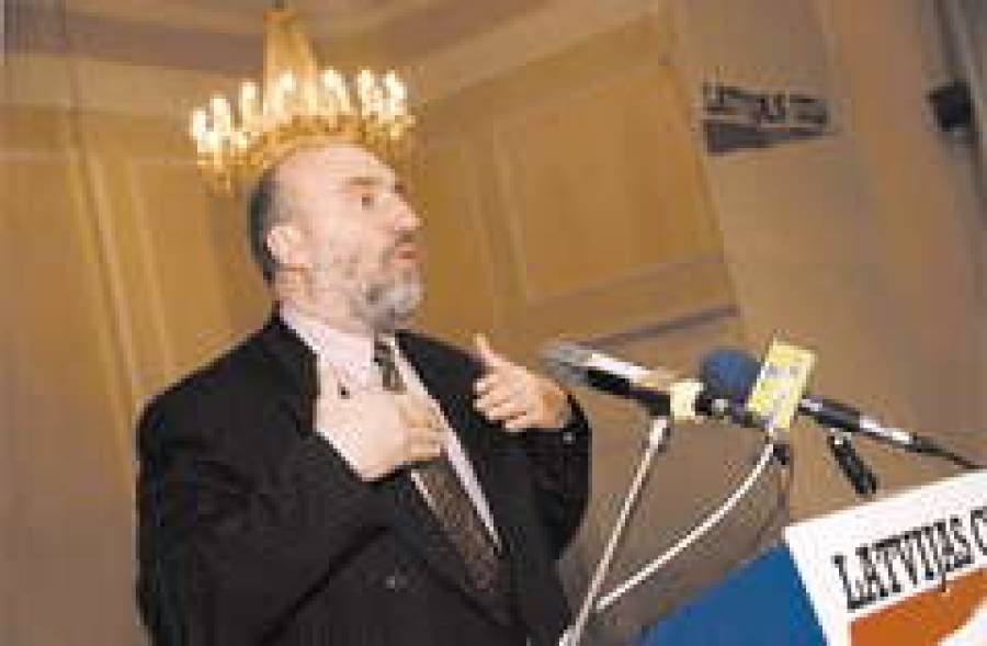 Даже экс-премьер Ивар ГОДМАНИС не смог прокомментировать ситуацию с векселем А.ШКЕЛЕ.