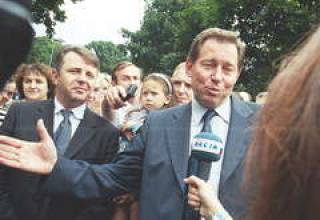 Губернатор пригласил премьера