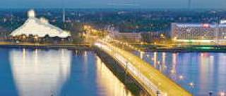 Стеклянный дворец появится неподалеку от гостиницы Radisson SAS Daugava.