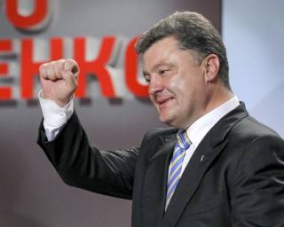 Порошенко поблагодарил Берзиньша и других президентов, которые не поехали в Москву