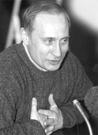Ура, ура, все получилось!Путина встретили овациями уже в &quot;первом акте&quot;.