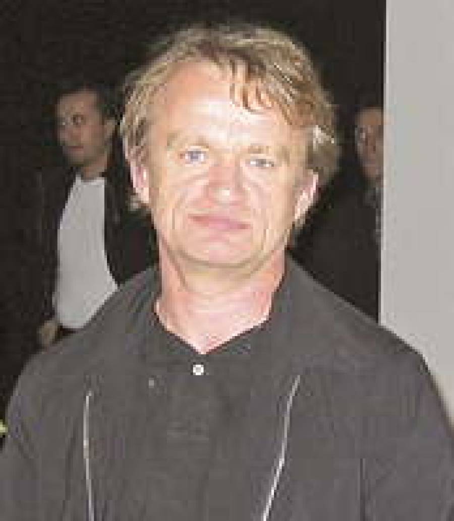 Сейчас Пинон обходится без шевелюры.