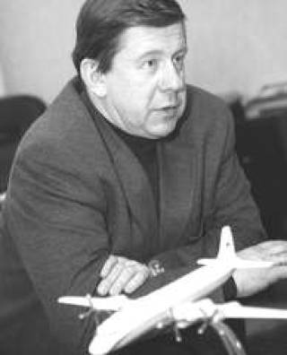  Сергей РАТНИКОВ