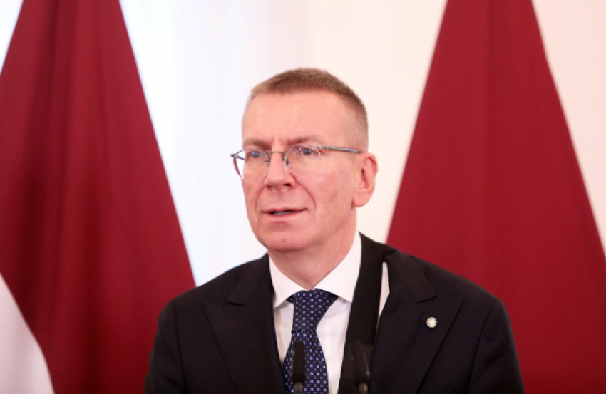 Слишком далеки от народа: Ринкевич призвал чиновников быть ближе к людям