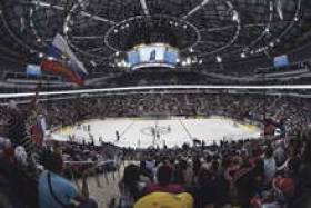 Трибуны минских арен неизменно заполнялись до отказа.