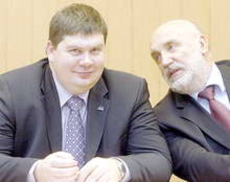 Кто на новенького?
