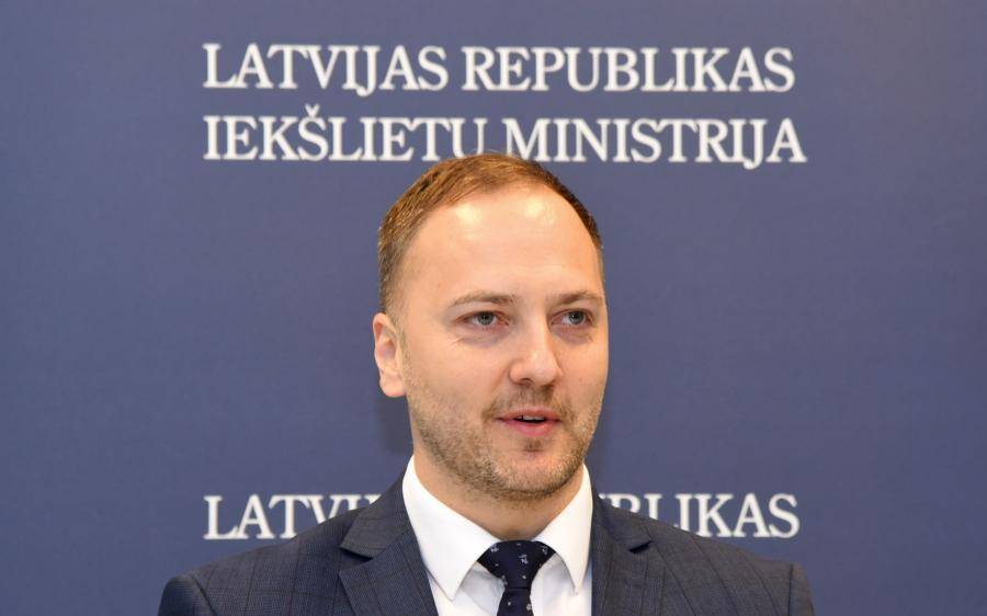 Полиция провела проверку на предприятии матери министра внутренних дел