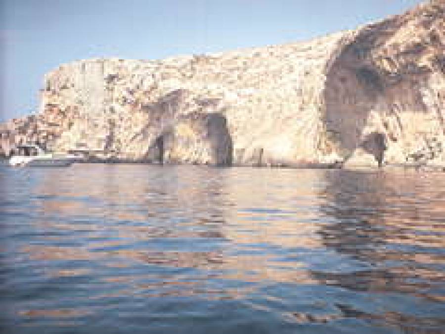  border=1 src=malta.jpg