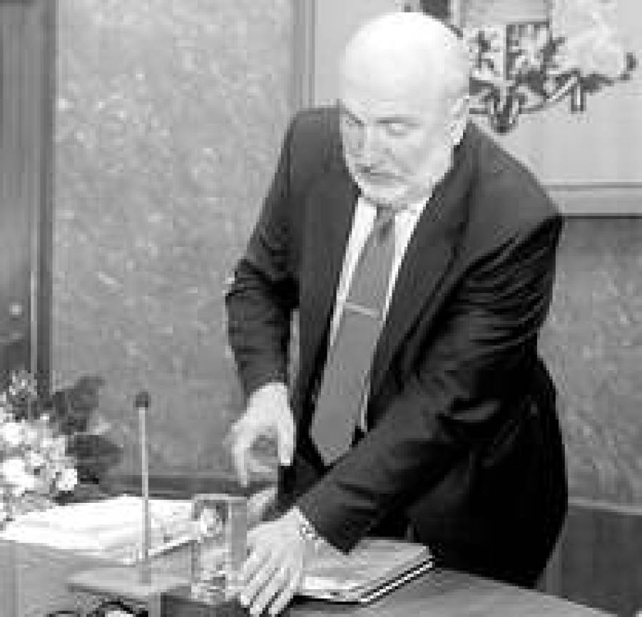 Ивар Годманис  обязал  Минфин подготовить  решение об отмене налога с реинвестированной прибыли.