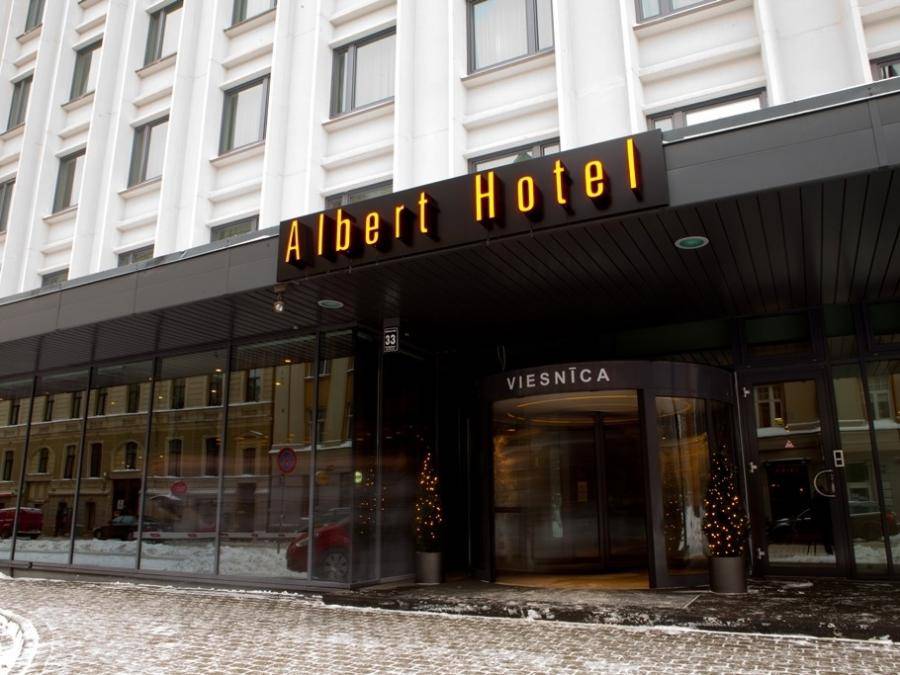 Место встречи изменить нельзя. 