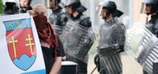 Активизация националистов в Словакии происходит на фоне снижения веры в демократию и рыночную экономику.