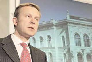Илмар Римшевич сравнил латвийскую экономику с разогнавшимся до предела автомобилем.