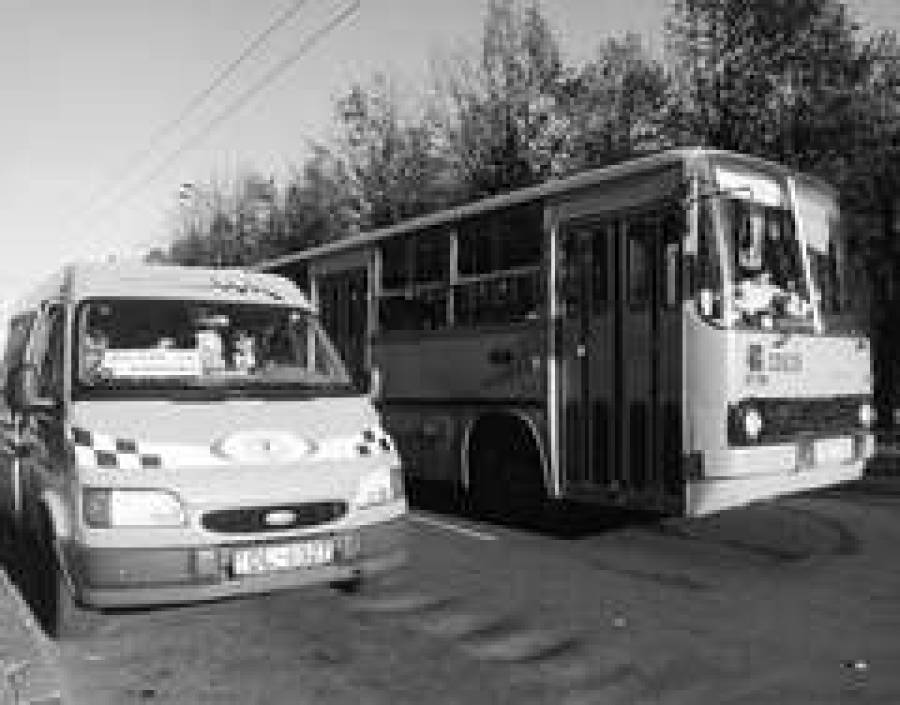 Принудительный маршрут. Общественный транспорт Риги сгоняют в холдинг.