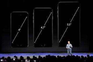 Презентация новых моделей телефонов от Apple