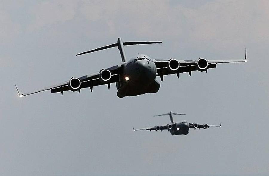 В Лиелварде приземлились военные самолеты