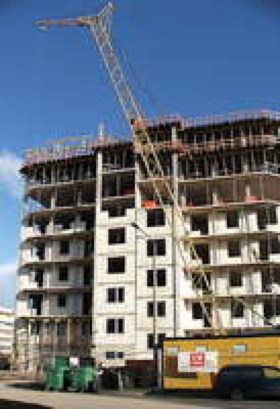 В проекте Māness nams строительство продолжается, но резервация квартир приостановилась.