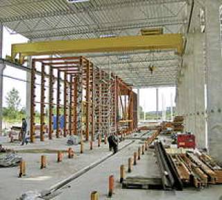 Строительство 1-й очереди завода MB Betons по производству железобетонных конструкций в Лиепае.