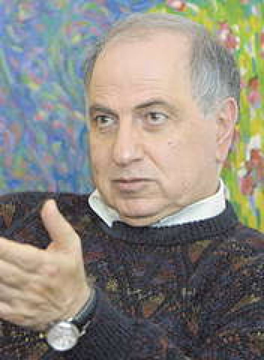 Над Чалаби висит &quot;финансовый меч&quot;