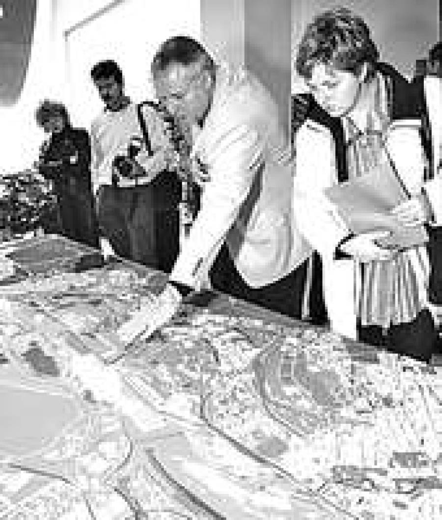 Тема выноса портовых мощностей из центра Риги эксплуатируется уже 9 лет, а воз и ныне там.