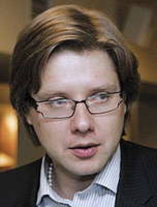 Нил Ушаков.