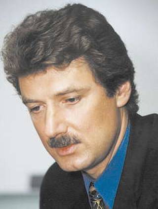  Ояр КЕХРИС.