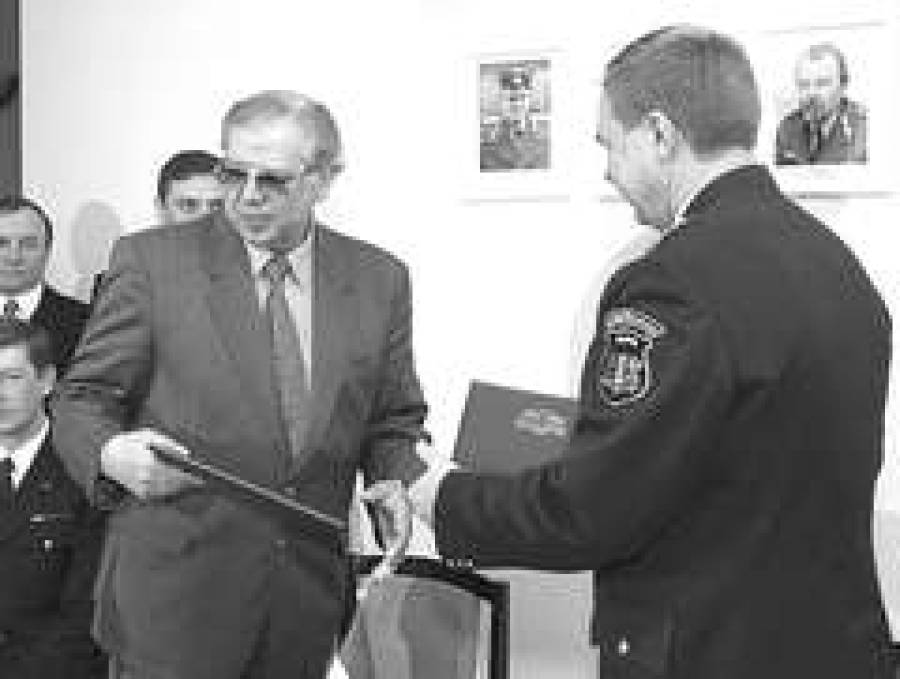  Константин ТОЦКИЙ (слева) оценил ситуацию на границе.