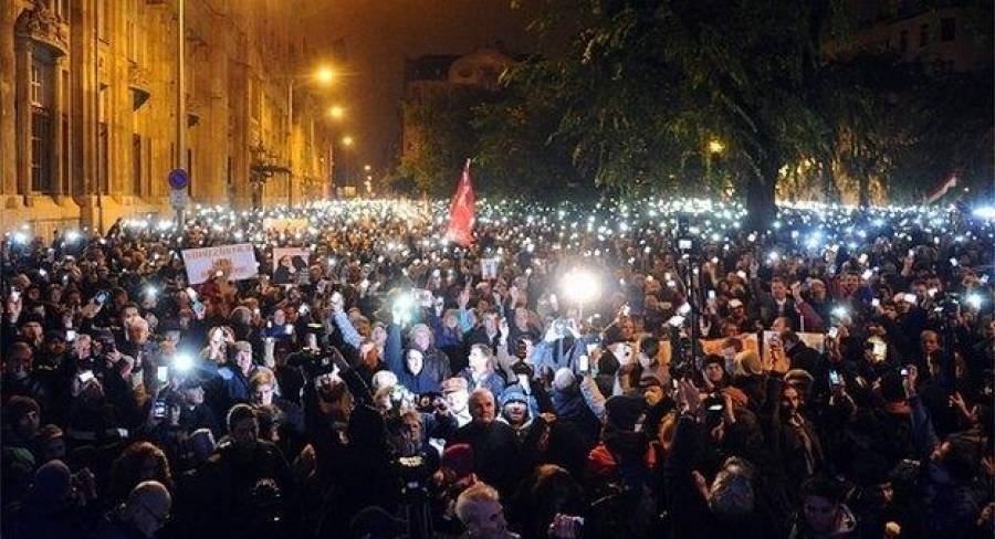 Воскресная акция протеста в центре Будапешта