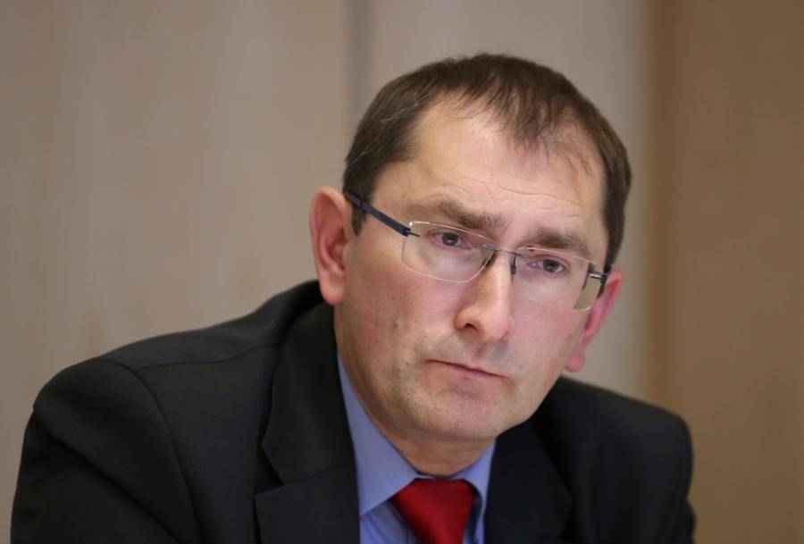 Министр: жалобы на нехватку денег для ремонта улиц - отговорки Рижской думы