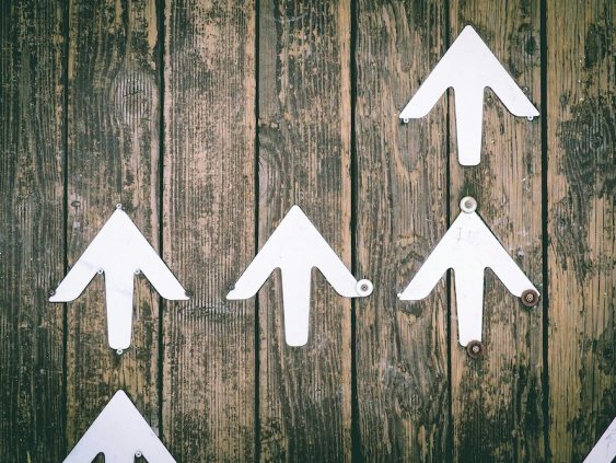 Банковские аналитики прогнозируют рост ВВП Латвии в следующем году на 3%