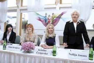 Руководители тематических разделов Baltic Beauty World 2008 Кристине Чернявска и Ирина Евсеева.
