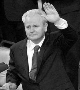Президент на обмен. Гаага и Белград получили каждый свое.