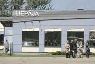 В аэропорту Лиепаи жизнь сейчас замерла.