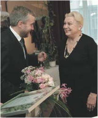 Политик и актриса